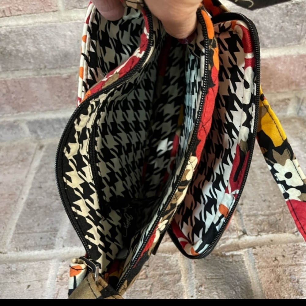 Vera Bradley - Picture 6 of 8
